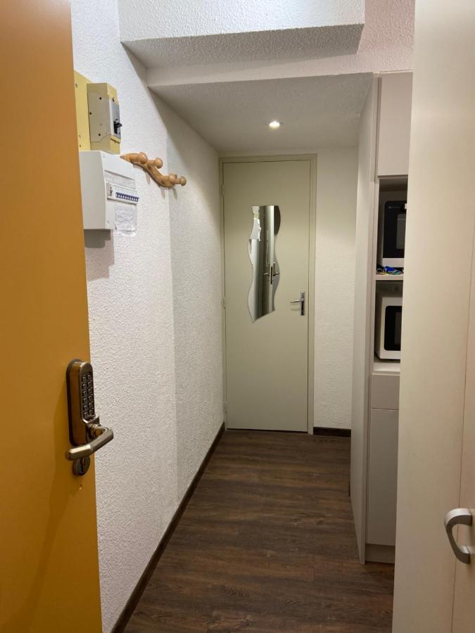 Appartement Les Menuires - 4 Personnes A 20 M Des Pistes Saint-Martin-de-Belleville Buitenkant foto